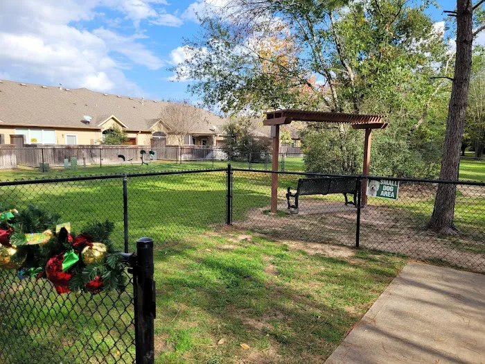 Gleannloch Farms Bark Park 10