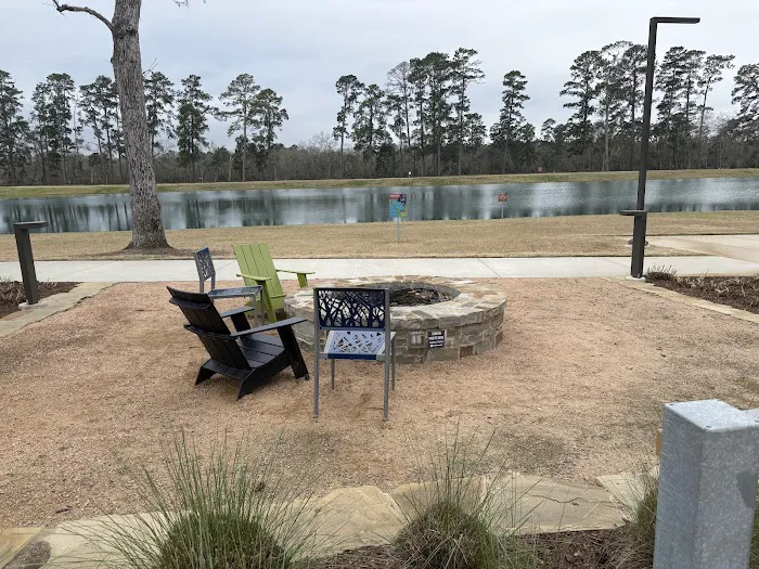 Grand Central Lake house dog park 4