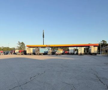 Dog Park at Love's Travel Stops