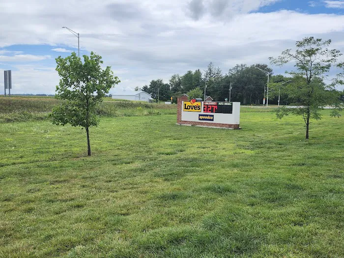 Dog Park at Love's Travel Stops 2