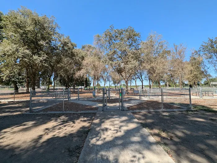 Mooney Grove Dog Park 2