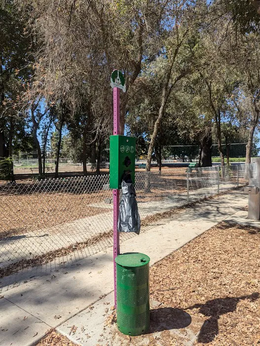 Mooney Grove Dog Park 6