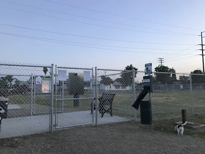 Lindsay Kiwanis Paw Park 9