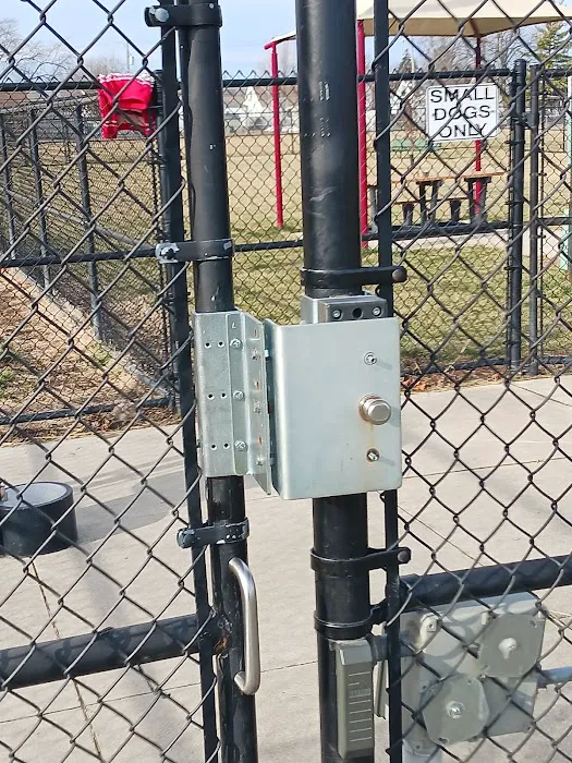 Wyandotte Dog Park 9