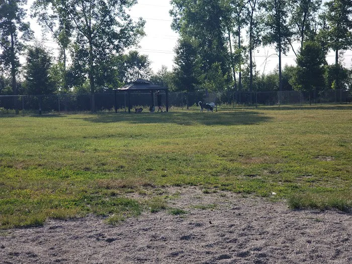 Fort Gratiot Canine Commons 4