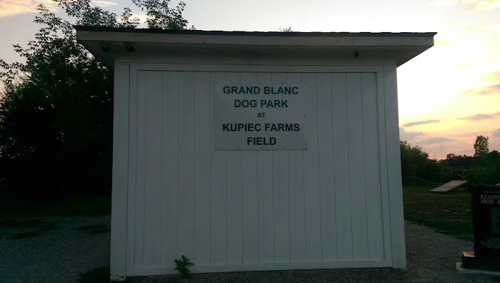 Grand Blanc Dog Park 3