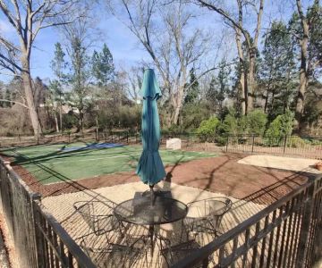 Zeno's Backyard Bark Park