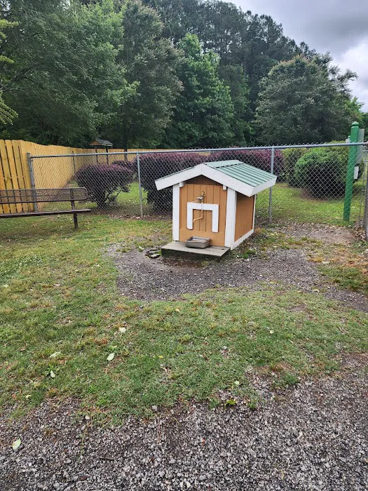 South Fulton Dog Park: Canine Crossing 7