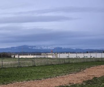 Sacajawea Fenced Off-Leash Dog Park