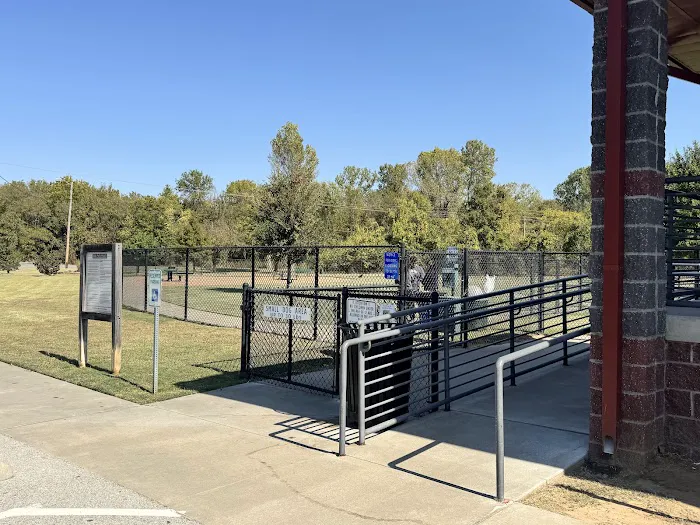 Rose West Dog Park 4