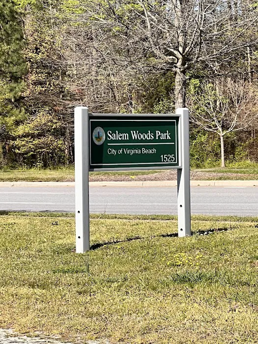 Salem Woods Dog Park 10