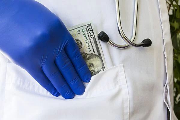 Cuánto Gana Una Veterinaria en Estados Unidos: Salario, Factores y Realidades