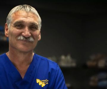 How Old Is Dr. Jeff the Veterinarian? Inside His Life and Career