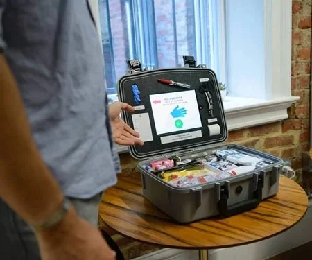 Building a Home First-Aid Kit with Smart Tools for Pets Every Owner Should Know
